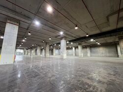 Jalan Buroh (D22), Warehouse #595633781
